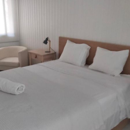 Beachfront Apartment With Private Parking Сан-Поль-де-Мар Экстерьер фото